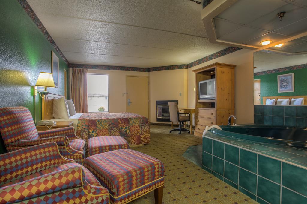 Royal Inn Pigeon Forge Room photo